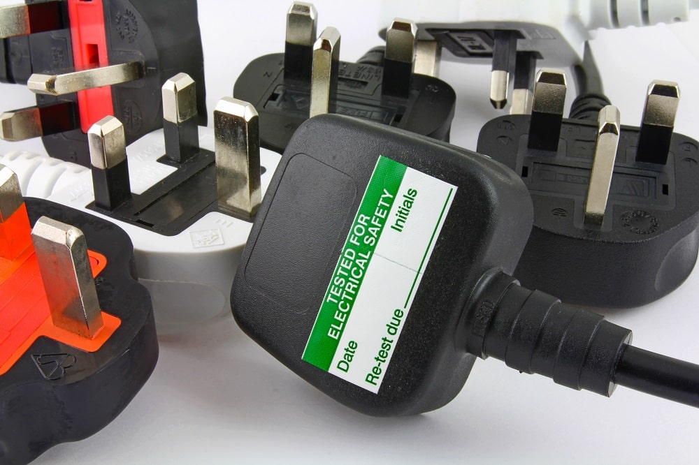 63d9069d4a7006742cb978c1 electrical appliances with pat test labels